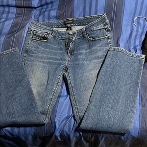 White House Black Market Women's Straight Leg Jeans in Blue